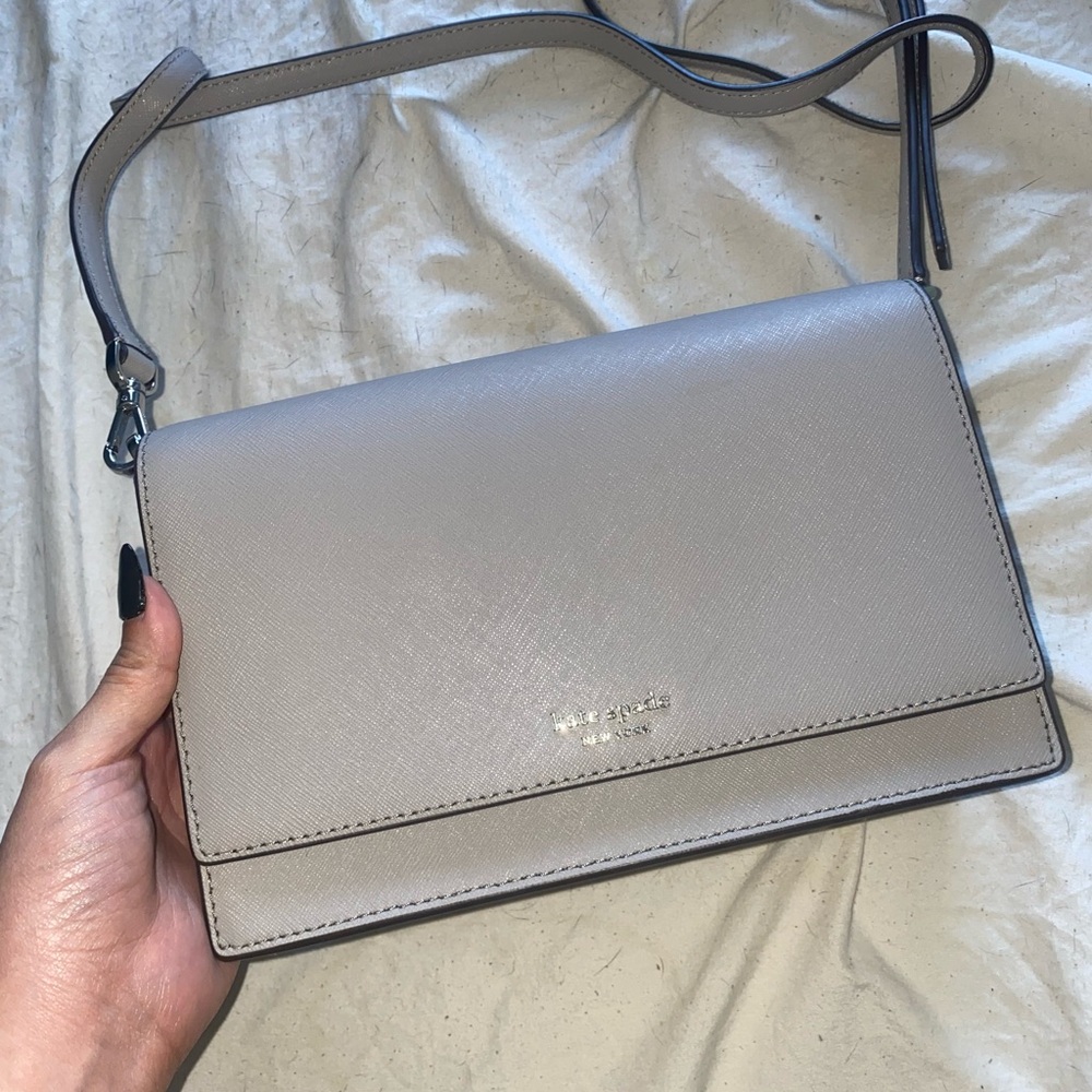 Kate spade crossbody bag in gray with matching wallet NEAR PERFECT CONDITION